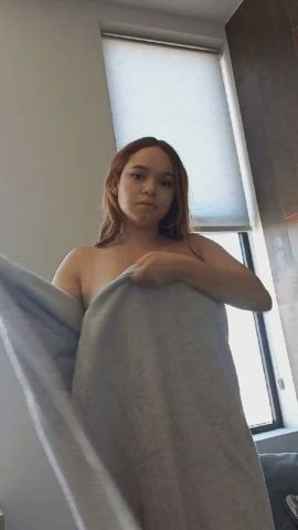 Flashing Shaved Pussy Teen Towel gif