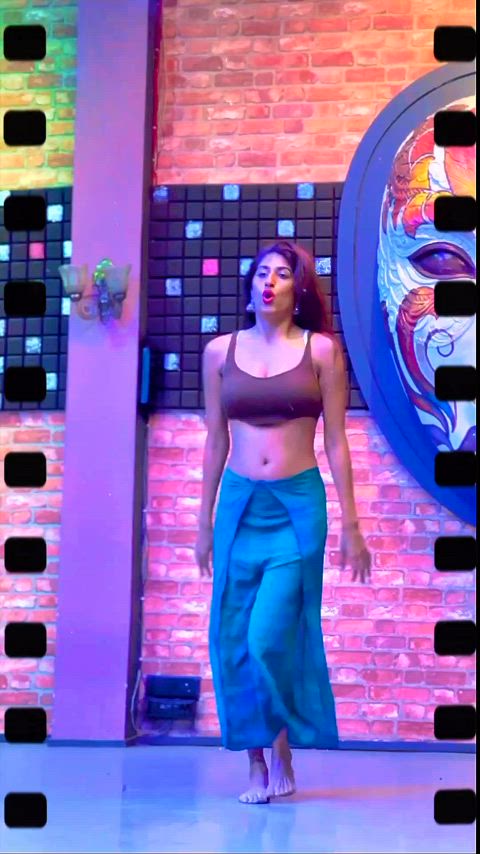 Shreya Mehta in sports bra