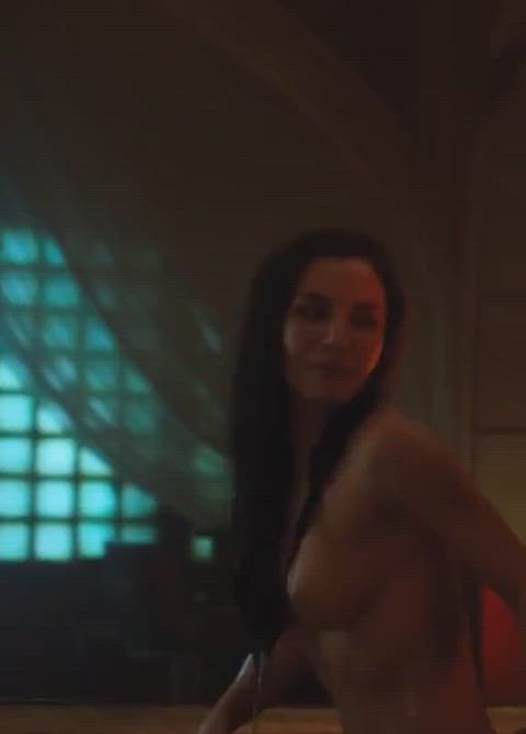 actress bath tits gif