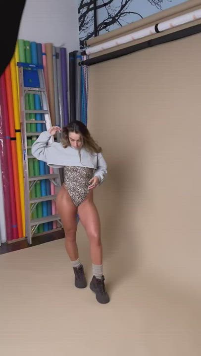 Ass Celebrity Legs gif