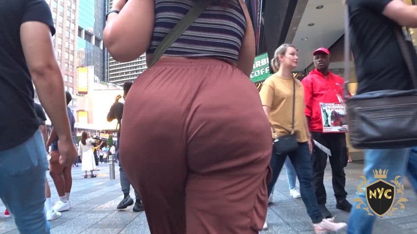 ass big ass candid cute teen voyeur thick-booty gif