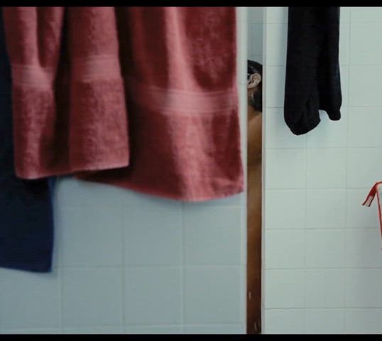 Golshifteh Farahani showering in “Les Deux Amis” (2015).