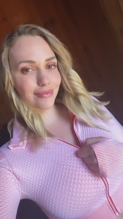 Mia Malkova gif