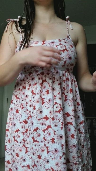 I got a new sundress. Do you like?