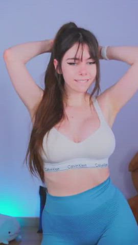 babe boobs brunette cute dancing fitness pawg ponytail spandex gif