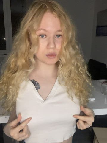 blonde curly hair onlyfans gif