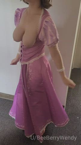 Rapunzel from Tangled by BeeBerryWendy