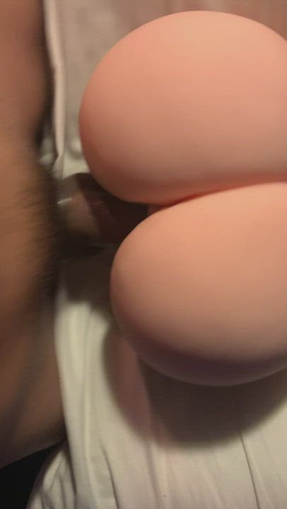 [kik:luio546] feed me sexy sluts while i show off my toy
