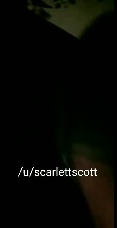 http://reddit.com/r/ScarlettS