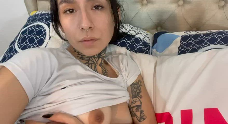 DO U LIKE MY TITS?