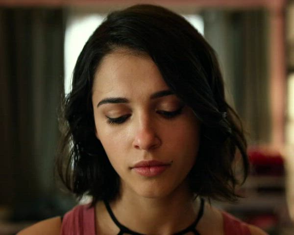 celebrity female naomi scott gif