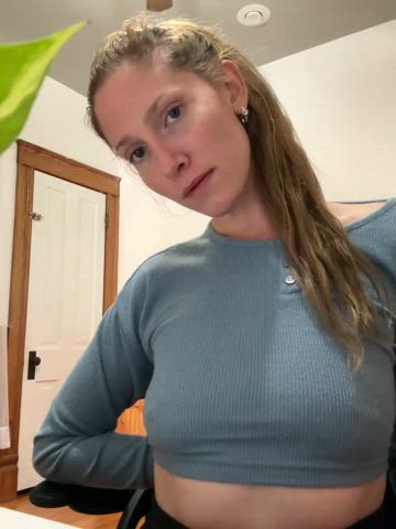 fitness hotwife milf natural tits nipples redhead small tits teasing tits white girl