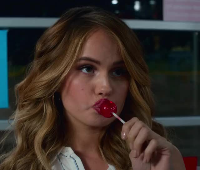 Debby Ryan - Insatiable S01E01 Pilot