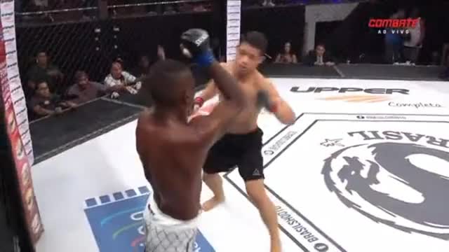 Nice choke by Wallace Lopes at Shooto Brasil 81