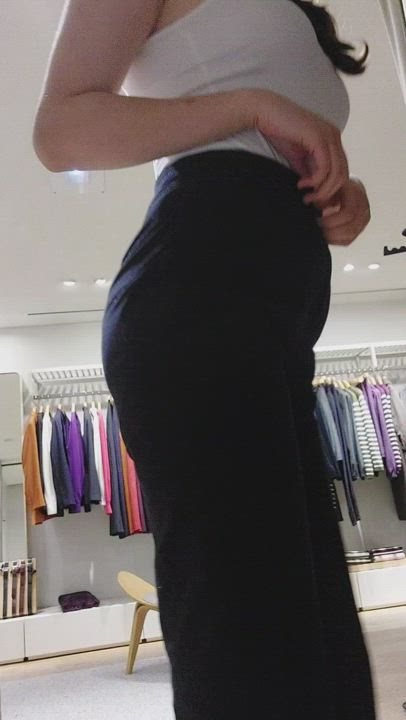 we should fuck in the fitting room