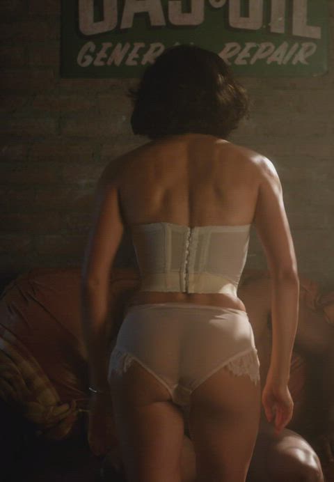 Jurnee Smollett great backplot in Lovercraft Country (2021) - from a 4K source