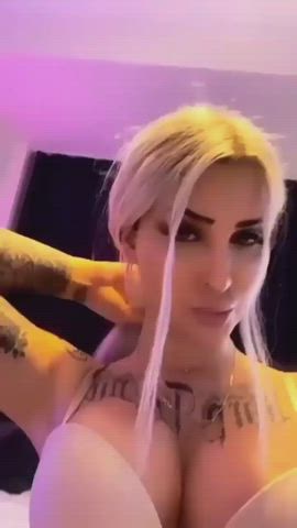 blonde boobs milf onlyfans tattoo twerking gif