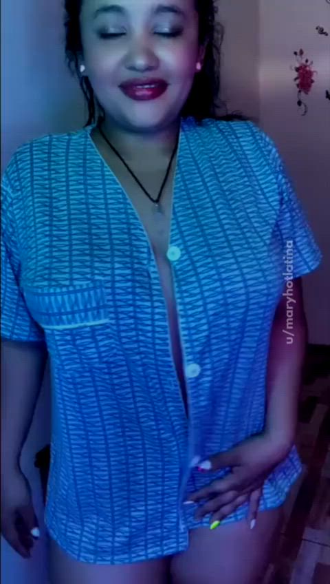 amateur areolas big tits latina tits gif