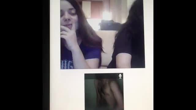 2 girls shocked with huge monster kik: Krombopulos666