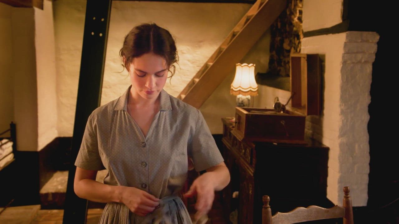 Cinema HD Lily James gif