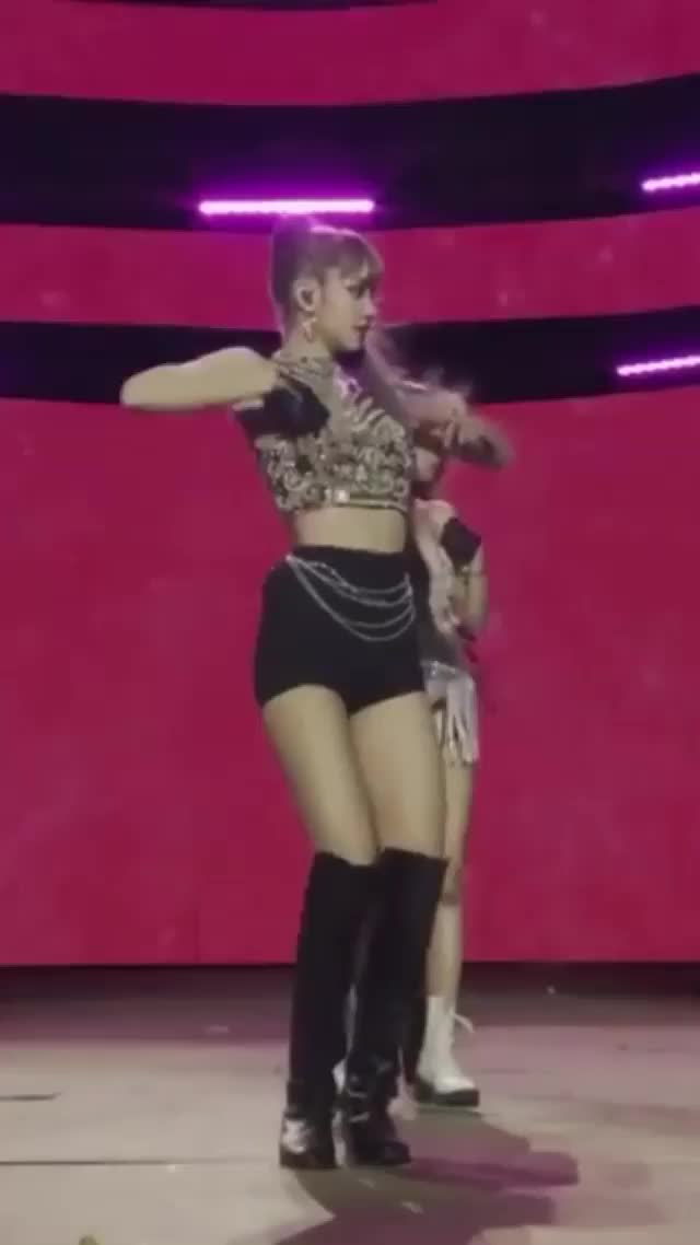 BLACKPINK - Lisa