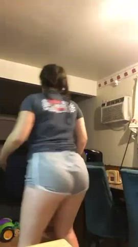 Big Ass OnlyFans Twerking White Girl gif