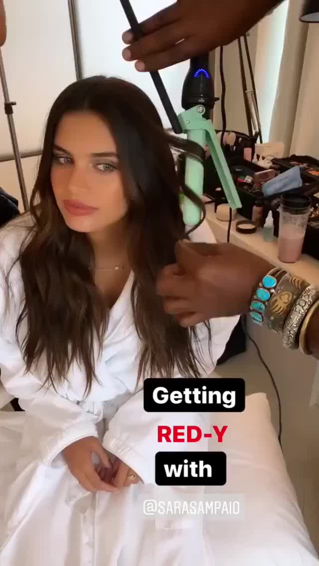 Celebrity Sara Sampaio gif