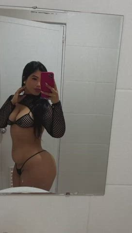 Amateur Big Ass Curvy Latina Sensual gif