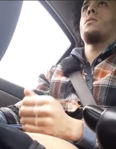 Massive cumshot in traffic!😳