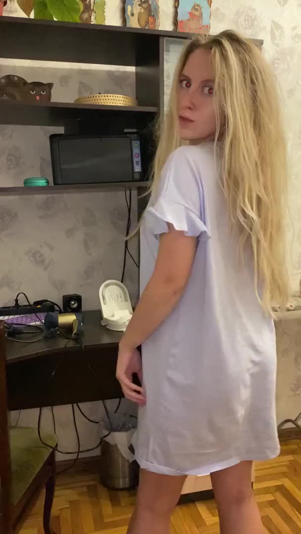 Shaking That Ass For You