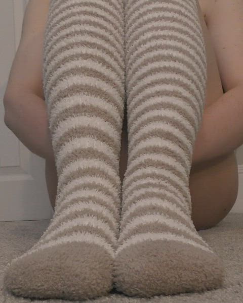 feet feet fetish knee high socks socks gif