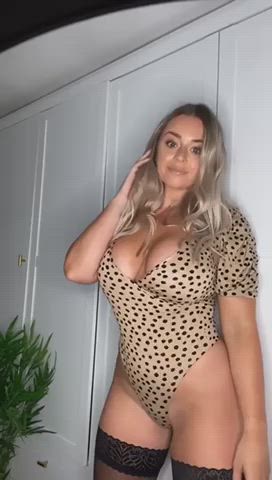 Big Tits Blonde Bodysuit Boobs Thick White Girl gif