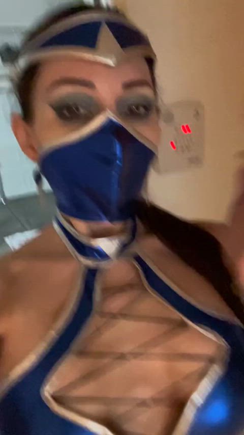 agatha delicious cosplay kitana femme-fatales fit-girls fitness-girls pornstars gif