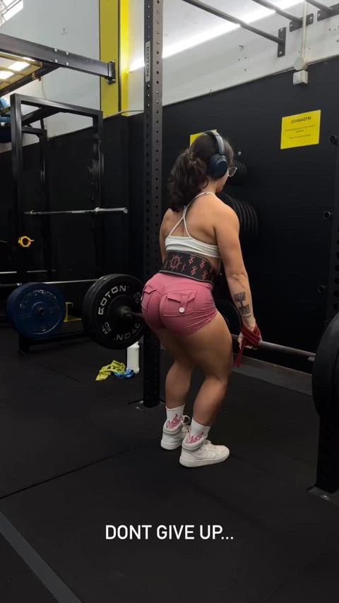 ass big ass gym latina legs muscular girl teen thick thighs thighs workout gif