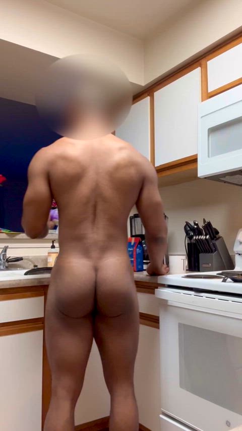 From this morning’s coffee time☕️ How’s it all looking by the way?🍆🎂