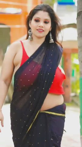 bbw big tits bra curvy downblouse indian model natural tits saree gif
