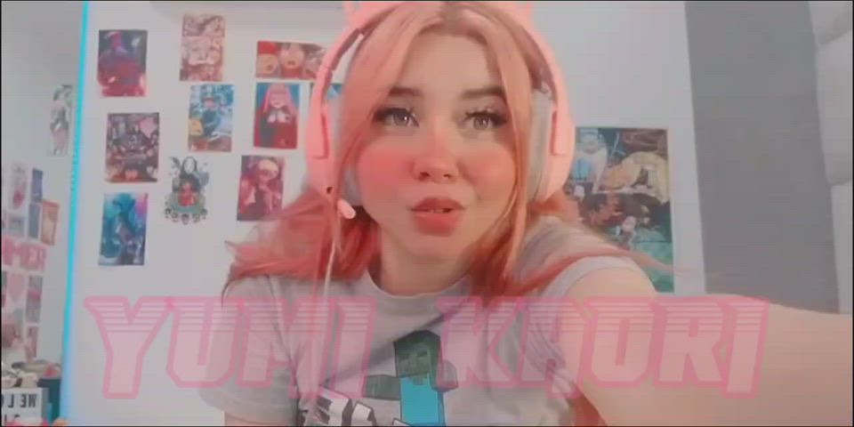 Big Tits Camgirl Gamer Girl Hentai Porn GIF