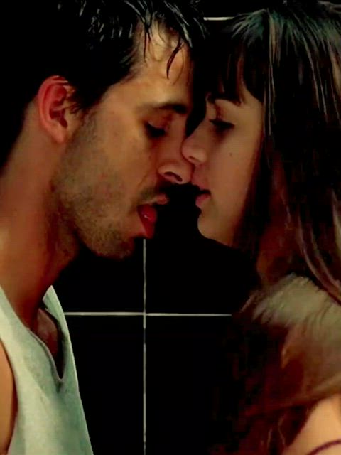 Ana de Armas and some lucky dude in Mentiras y gordas (2009) [upscaled]