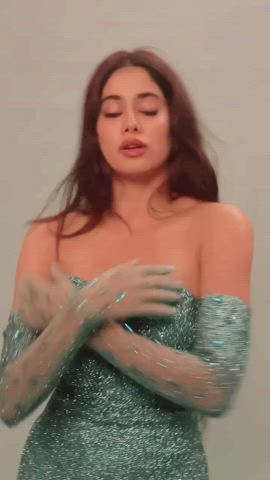 blue boobs cleavage gif