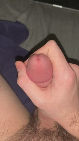 Pumping out my thick cum 🥛