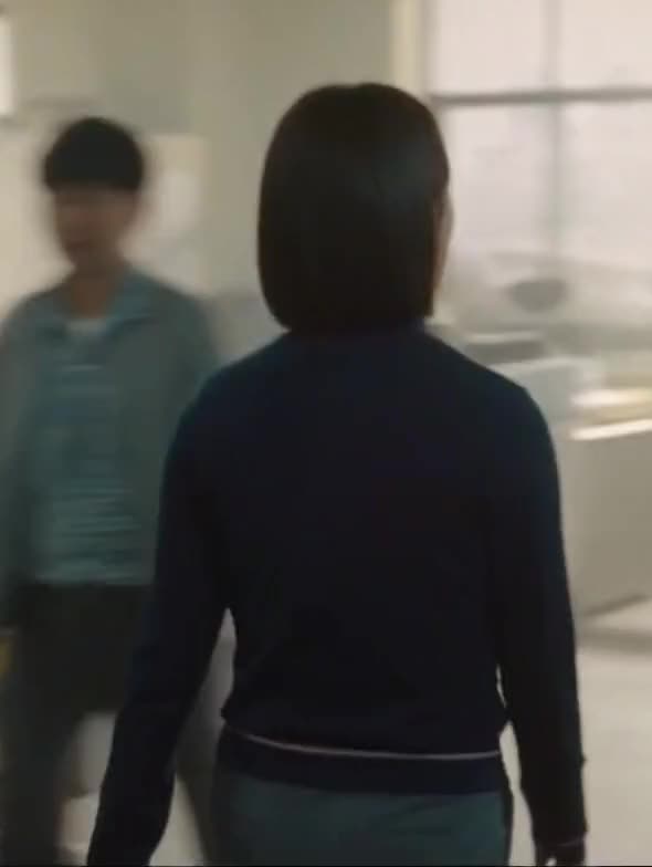 200114 Seo Hyun Jin's ass Black Dog E10 norm