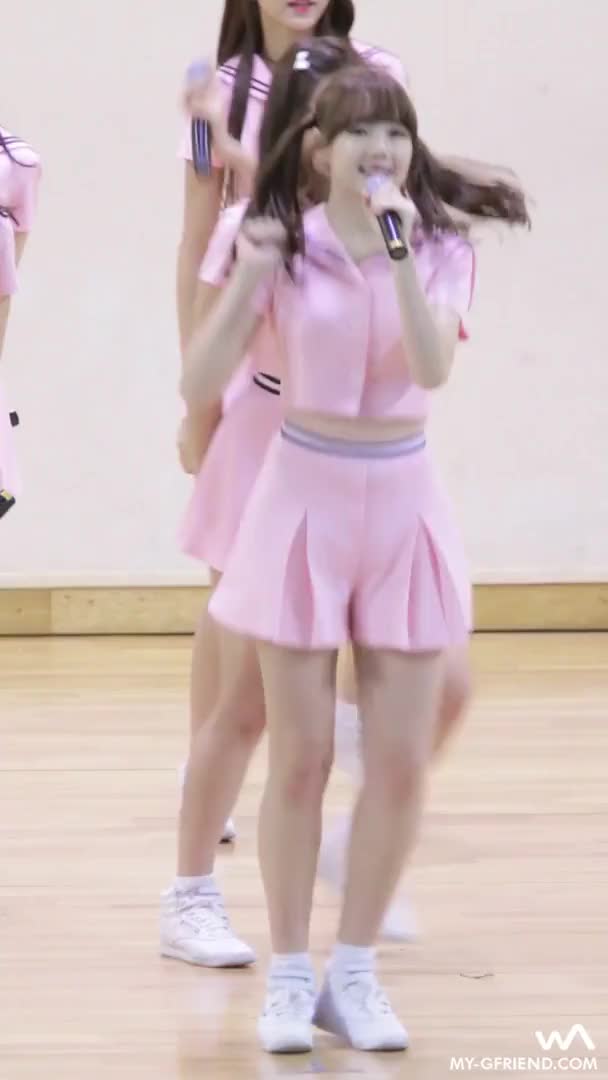 Yerin is so cute, i'm melting