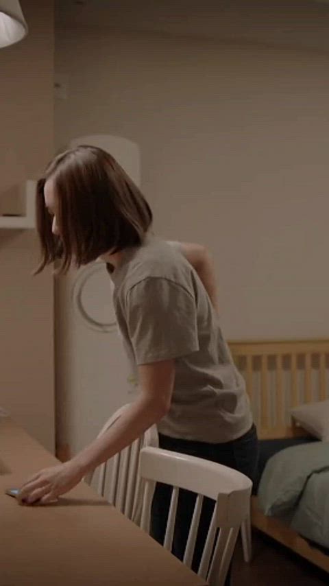 actress bra braless korean gif