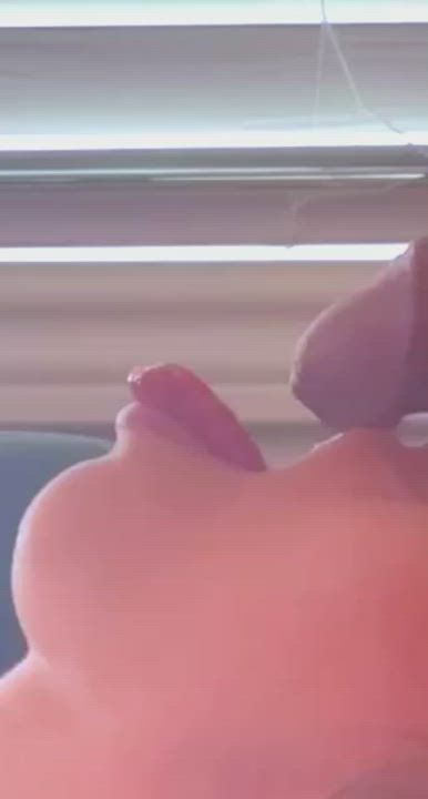 Close Up Cum Swallowing 👌