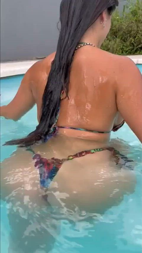 ass babe bikini booty latina pool tight ass wet gif