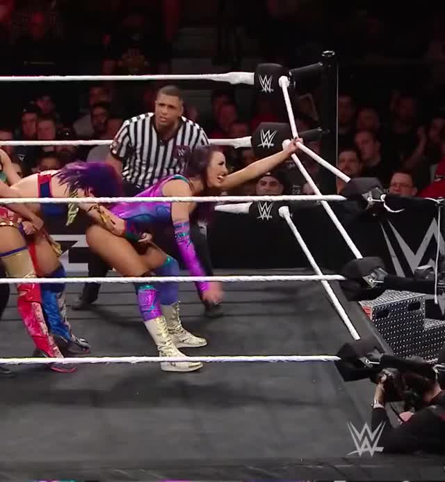 NXT Takeover San Antonio Fatal 4 Way 04