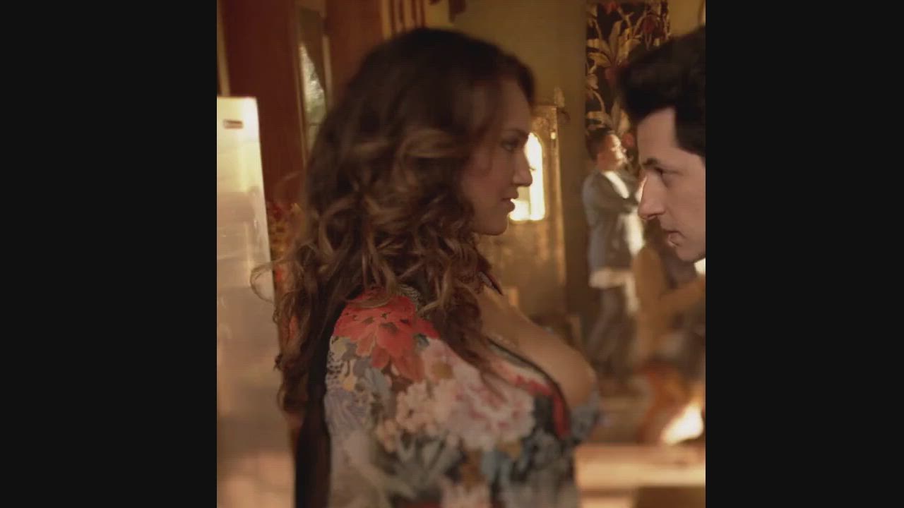 Anastacia McPherson busty tits in House of Lies S05E03