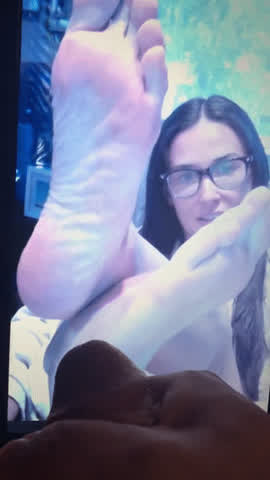 cock cum cumshot demi moore feet foot fetish tribute gif