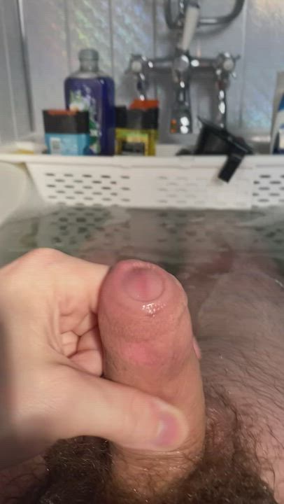 Cumshot in the bath