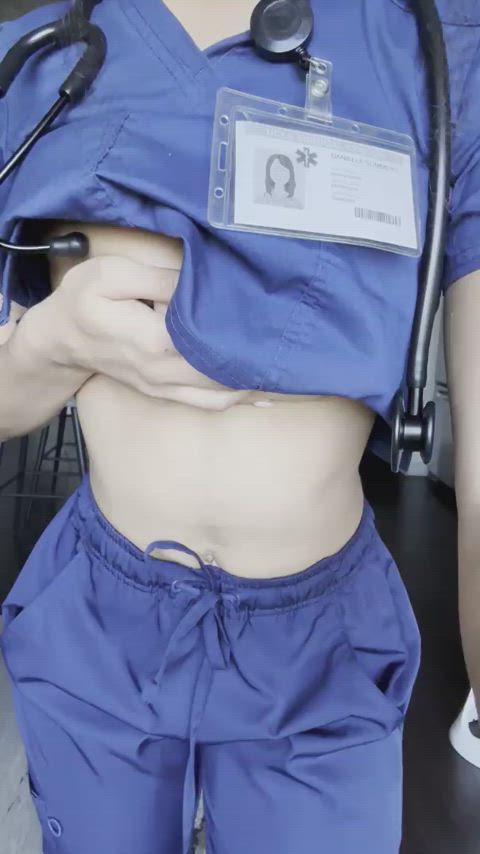 tiny nurses are lowkey the horniest (im only 5'1 btw!)